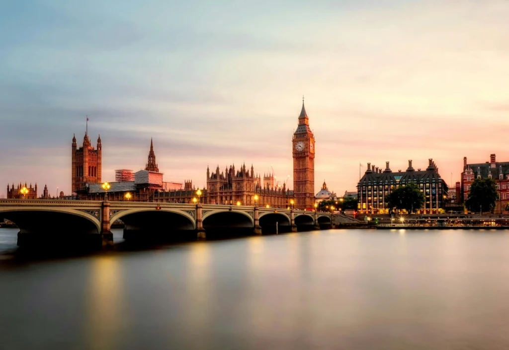 View of London with the Thames River and Big Ben