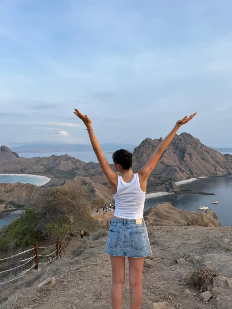 Emma, gap year student in Bali visiting Komodo Islands